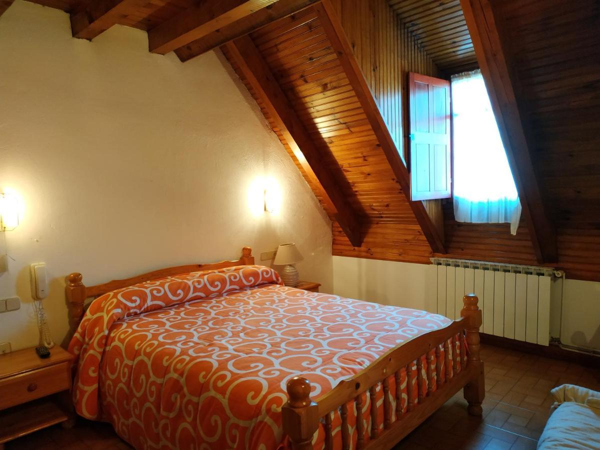 Pension Casat Саларду Экстерьер фото